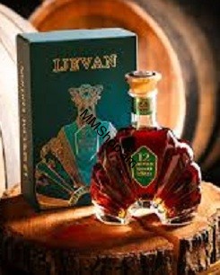 Կոնյակ <<Իջևան>> Special Edition 12 տարի տուփով 0.7լ